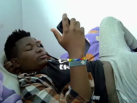 Snapshot of puddy98 chatting on 04/23/26, 05:41 puddy98 online show from 04/23/26, 05:41