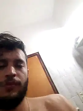 GeorgeLatamXL online show from 04/18/26, 08:53