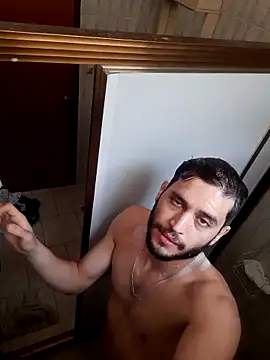 GeorgeLatamXL online show from 04/20/26, 04:54