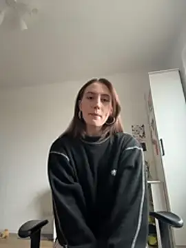 Tiny Anny online show from 04/20/26, 03:48