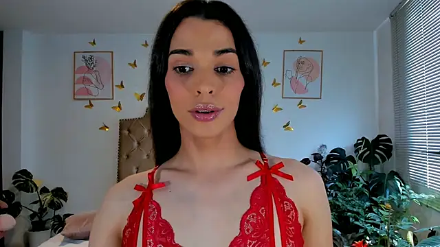 bella grego online show from 07/06/26, 08:11