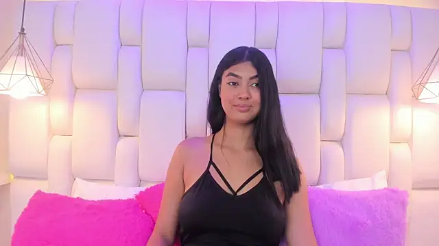 Snapshot of TaniaSevillano chatting on 05/01/26, 05:28 TaniaSevillano online show from 05/01/26, 05:28