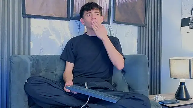 demian hot99 online show from 04/30/26, 12:00