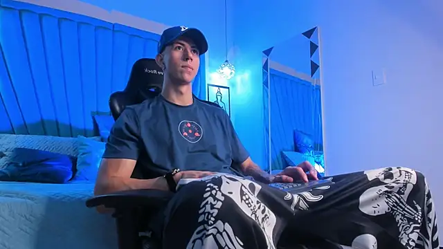 OliverThompsonJS online show from 05/05/26, 05:15