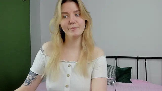 TonyaMeow online show from 06/01/26, 01:40