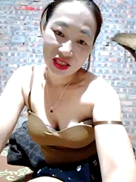 Snapshot of Tieuthu2 chatting on 04/21/26, 02:56 Tieuthu2 online show from 04/21/26, 02:56