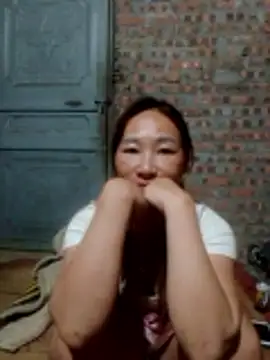 Snapshot of Tieuthu2 chatting on 05/04/26, 09:00 Tieuthu2 online show from 05/04/26, 09:00
