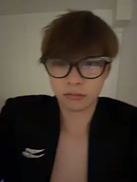 Snapshot of kakadan chatting on 08/04/26, 02:08 kakadan online show from 08/04/26, 02:08