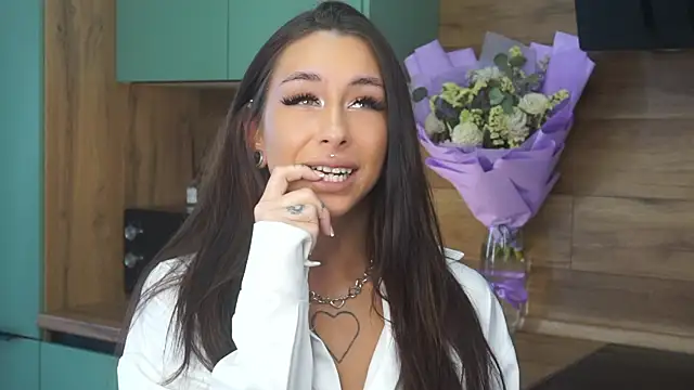 loseecontrol  online show from 04/22/26, 04:26