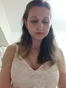 irresistibelle online show from 05/03/26, 05:52