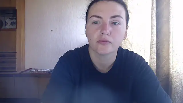 Snapshot of AlinaxJames chatting on 06/22/26, 08:33 AlinaxJames online show from 06/22/26, 08:33