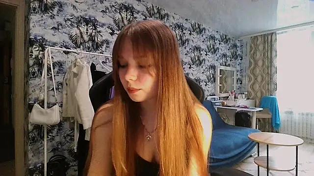 Snapshot of Princess_Mira chatting on 06/27/26, 12:33 Princess Mira online show from 06/27/26, 12:33