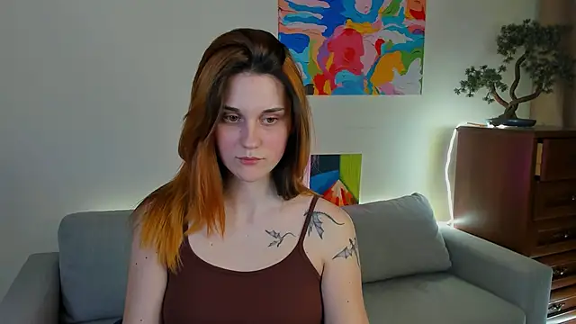 Snapshot of elani_lune chatting on 05/01/26, 05:39 elani lune online show from 05/01/26, 05:39