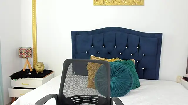AmberKayleigh online show from 06/01/26, 01:57