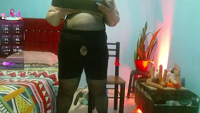 Snapshot of Sweet-Mommy-Milf chatting on 07/09/26, 12:15 Sweet-Mommy-Milf online show from 07/09/26, 12:15