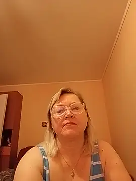 Snapshot of I_amVeronicle chatting on 06/19/26, 10:30 I amVeronicle online show from 06/19/26, 10:30