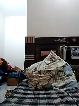 rahul02sharma05 online show from 04/19/26, 06:13