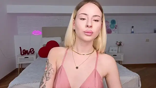 Bella crazyy online show from 05/26/26, 08:38