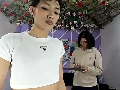 DAHNE HOT  online show from 06/08/26, 01:22