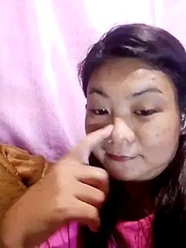 Snapshot of eljhenx chatting on 07/14/26, 05:23 eljhenx online show from 07/14/26, 05:23