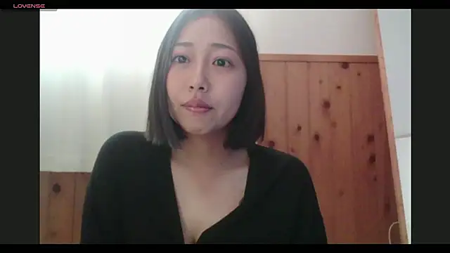Snapshot of aoi252525 chatting on 05/10/26, 08:25 aoi252525 online show from 05/10/26, 08:25