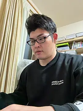 Snapshot of shun_201 chatting on 04/25/26, 02:36 shun 201 online show from 04/25/26, 02:36
