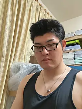 Snapshot of shun_201 chatting on 04/28/26, 09:14 shun 201 online show from 04/28/26, 09:14