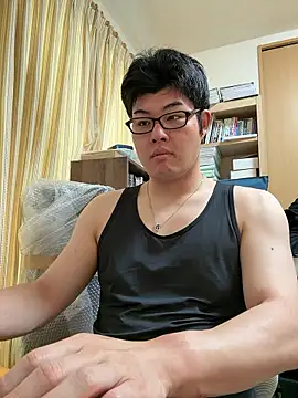Snapshot of shun_201 chatting on 05/24/26, 12:48 shun 201 online show from 05/24/26, 12:48