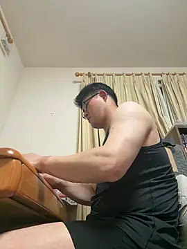 Snapshot of shun_201 chatting on 06/19/26, 01:15 shun 201 online show from 06/19/26, 01:15