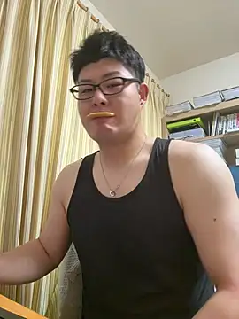 Snapshot of shun_201 chatting on 06/20/26, 07:00 shun 201 online show from 06/20/26, 07:00