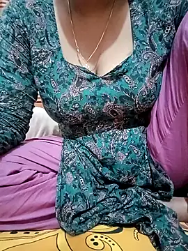 Misty-Meya online show from 05/05/26, 03:47