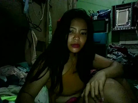 juicyredt online show from 05/11/26, 08:17