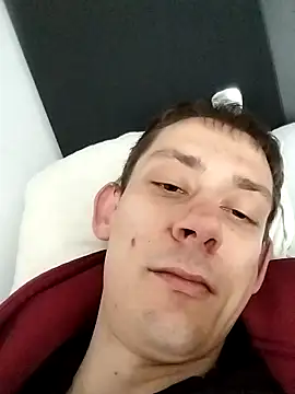 Jerzy280 online show from 04/19/26, 12:04