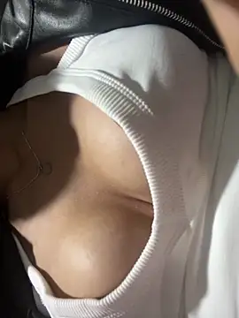 Leo roze online show from 04/21/26, 12:45