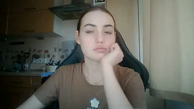 Snapshot of Lisanta chatting on 06/14/26, 03:03 Lisanta online show from 06/14/26, 03:03