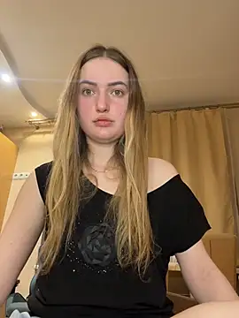 Snapshot of Lisanta chatting on 06/29/26, 07:47 Lisanta online show from 06/29/26, 07:47