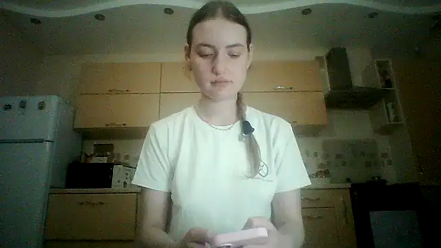 Snapshot of Lisanta chatting on 07/02/26, 08:15 Lisanta online show from 07/02/26, 08:15