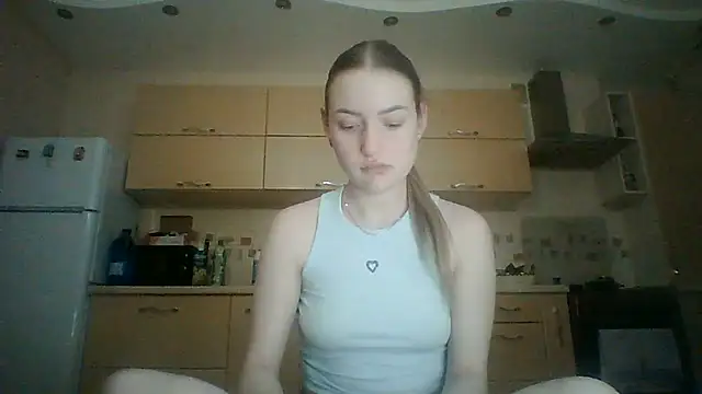 Snapshot of Lisanta chatting on 07/09/26, 06:34 Lisanta online show from 07/09/26, 06:34