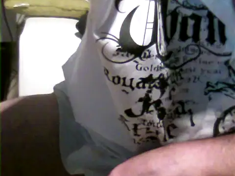 Snapshot of Barloo chatting on 06/20/26, 02:25 Barloo online show from 06/20/26, 02:25