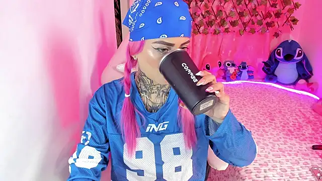 Megan Robertss online show from 06/30/26, 08:43