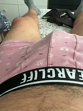 juliomfar69 online show from 05/17/26, 08:38