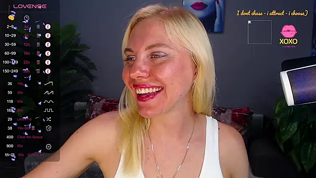 Snapshot of FromRussia chatting on 06/15/26, 02:14 FromRussia online show from 06/15/26, 02:14