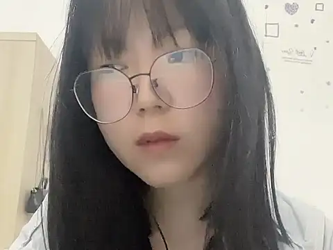 Belle-LL online show from 04/21/26, 11:38