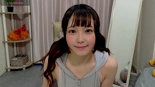 Snapshot of mi-na-2 chatting on 05/27/26, 09:50 mi-na-2 online show from 05/27/26, 09:50