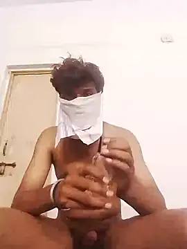 Snapshot of Gujju_chhokro_ chatting on 05/18/26, 03:02 Gujju chhokro online show from 05/18/26, 03:02