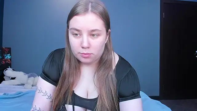 Snapshot of Boobsy_girl chatting on 05/10/26, 11:48 Boobsy girl online show from 05/10/26, 11:48