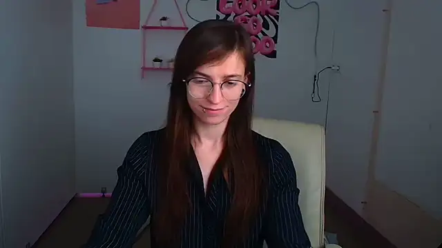 Snapshot of Luna_Tantra chatting on 06/26/26, 03:16 Luna Tantra online show from 06/26/26, 03:16