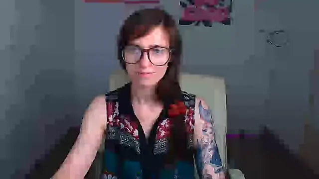 Snapshot of Luna_Tantra chatting on 07/03/26, 02:01 Luna Tantra online show from 07/03/26, 02:01