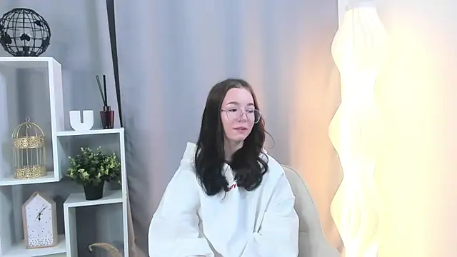 ChasityHartage online show from 04/22/26, 10:06