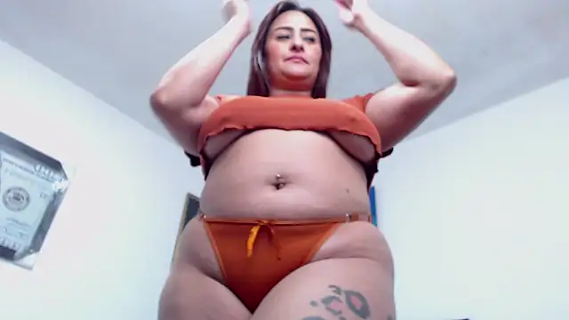 FrancheskaCurvy online show from 04/22/26, 02:36